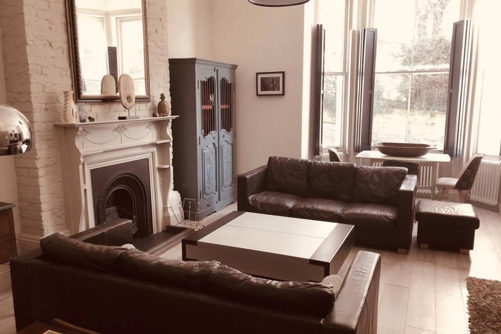 Seaside Escape - Gorgeous 2 Bed Apartment In St-Leonards-On-Sea Hastings Extérieur photo